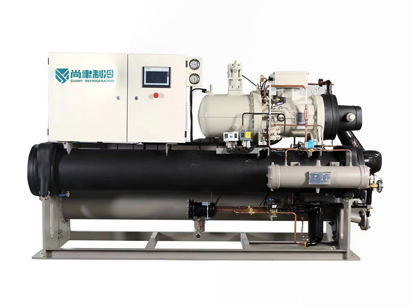 高精度工業冷水機